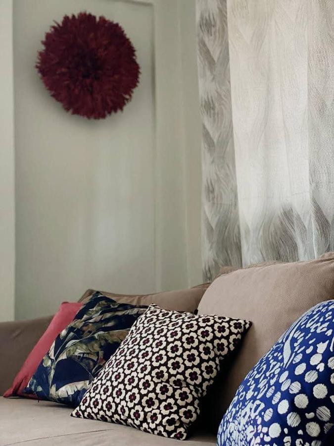 Stone House - Makepe, Douala Aparthotel Bagian luar foto