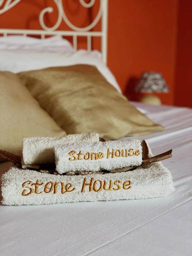 Stone House - Makepe, Douala Aparthotel Bagian luar foto